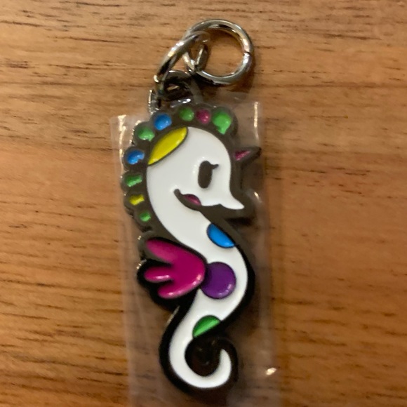 tokidoki Other - Tokidoki Ju-JuBe Zipper Pull Charm “ Seahorse Sea Amo 2.0” NWOT